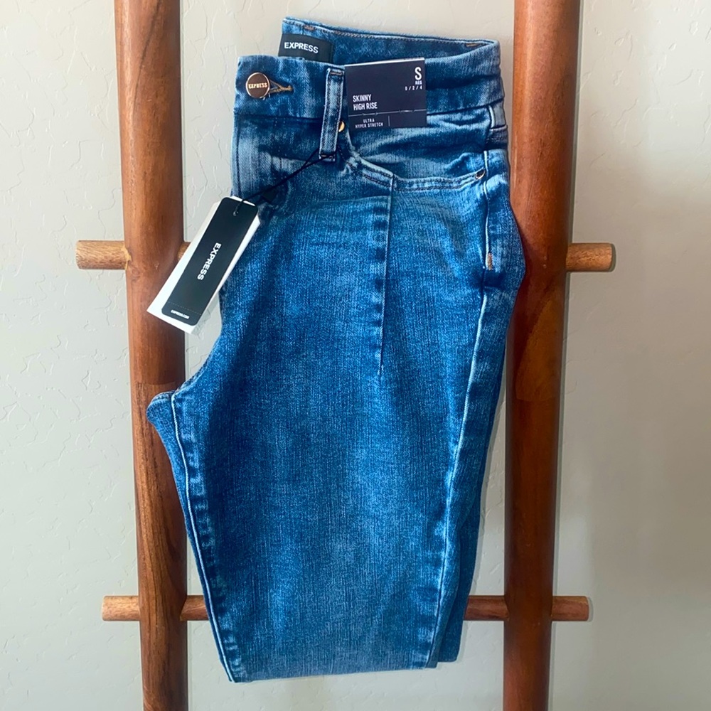 Express Skinny High Rise Ultra Stretch Jeans